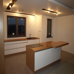 Gallery Item 1